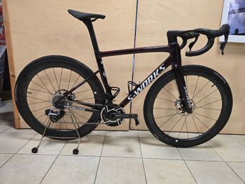 Specialized, S-Works Tarmac SL8 – SRAM RED AXS 2025