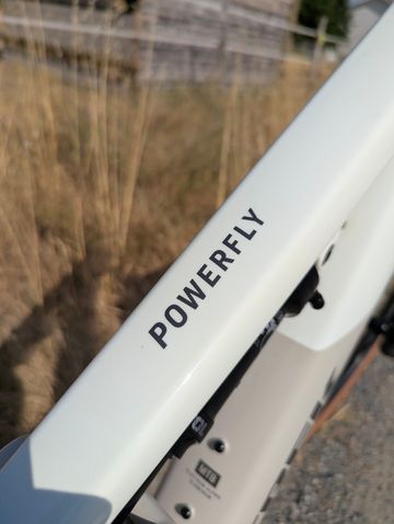 Trek POWERFLY FS+ 6 2026 Mountainbike usato, Bianco — immagine 5 di 7
