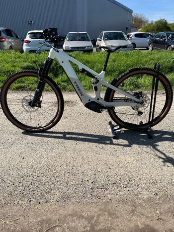 Used Trek POWERFLY FS+ 6 2026 Mountainbike, White — image 4 of 4