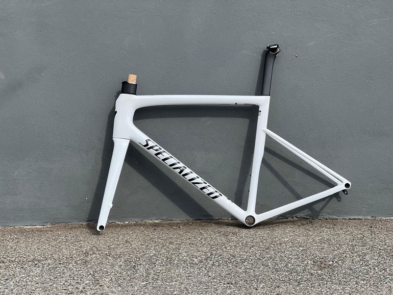 Brugt Specialized Tarmac SL8 Expert - SRAM Force AXS 2026 Frameset 2026 Road & Gravel — billede 2 af 7