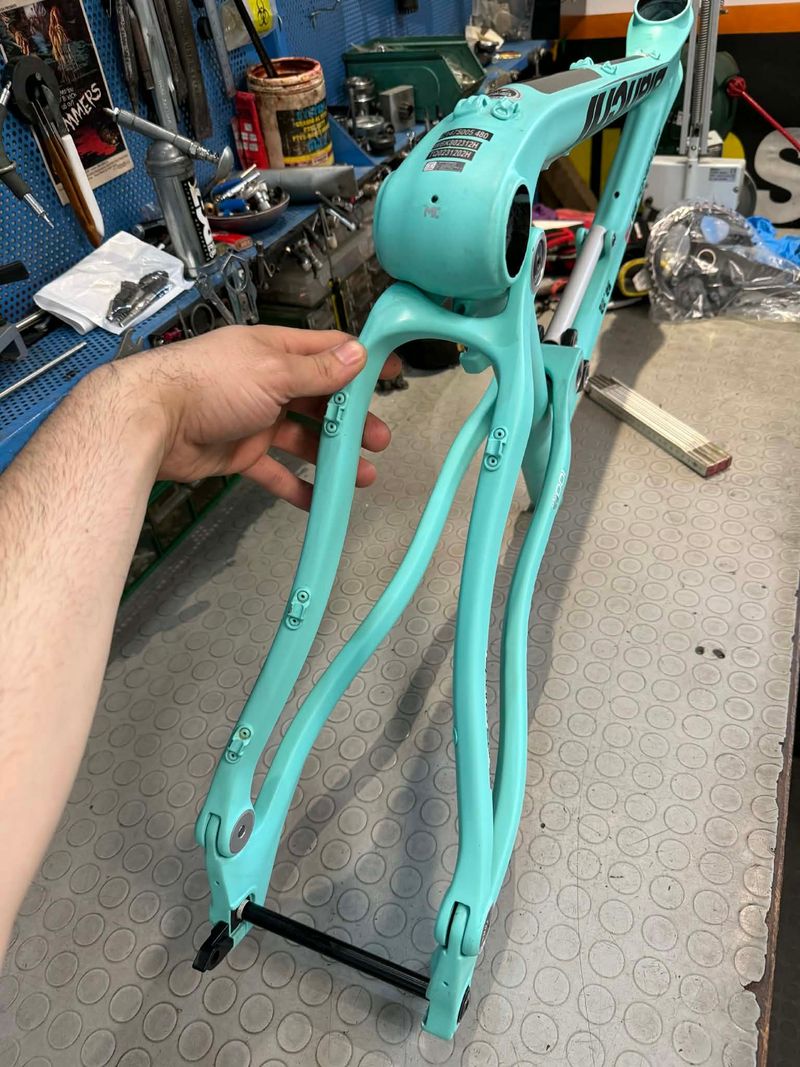 Used Bianchi Methanol 29 FS 9.3 Frameset 2018 Mountainbike, Blue — image 7 of 19