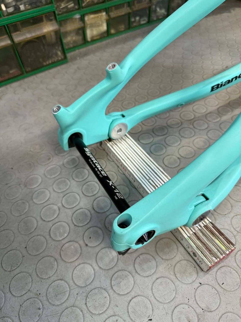Used Bianchi Methanol 29 FS 9.3 Frameset 2018 Mountainbike, Blue — image 10 of 19