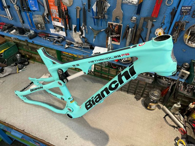 Used Bianchi Methanol 29 FS 9.3 Frameset 2018 Mountainbike, Blue — image 4 of 19