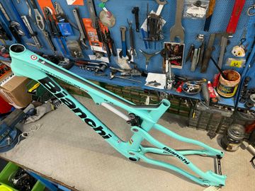 Used Bianchi Methanol 29 FS 9.3 Frameset 2018 Mountainbike, Blue — image 19 of 19