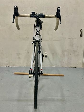 Used Cannondale Synapse Shimano 105 2015 Road & Gravel — image 10 of 11