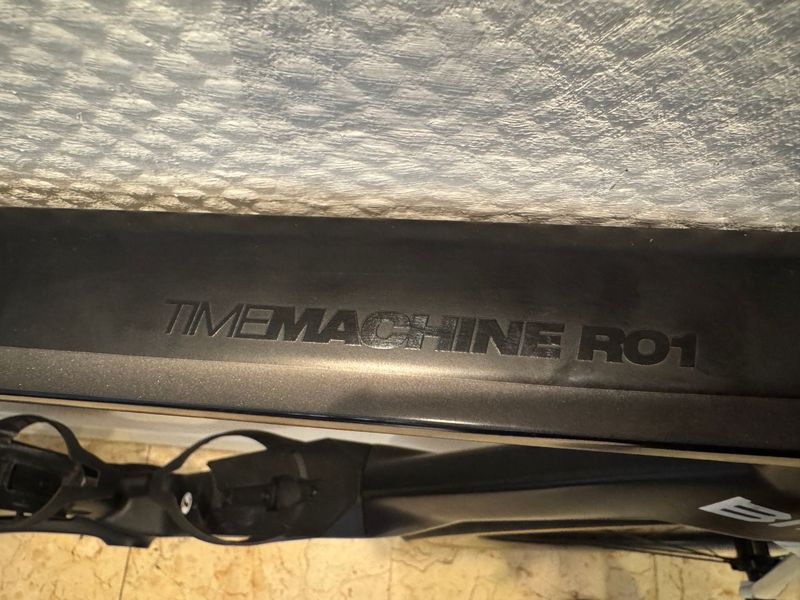 Used BMC Timemachine ROAD 01 ONE 2023 Frameset 2023 Road & Gravel, Black — image 7 of 8
