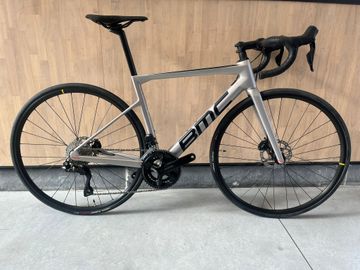 Tweedehands BMC Teammachine SLR FIVE 2023 2023 Road & Gravel — afbeelding 1 van 5
