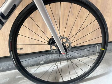 Tweedehands BMC Teammachine SLR FIVE 2023 2023 Road & Gravel — afbeelding 4 van 5