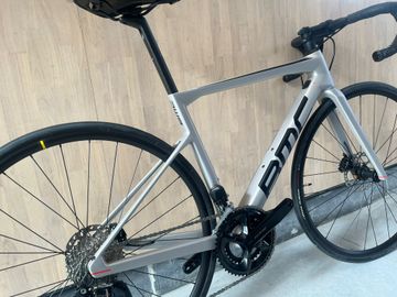 Tweedehands BMC Teammachine SLR FIVE 2023 2023 Road & Gravel — afbeelding 3 van 5