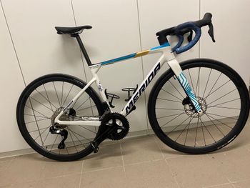 Merida, SCULTURA 6000 2025