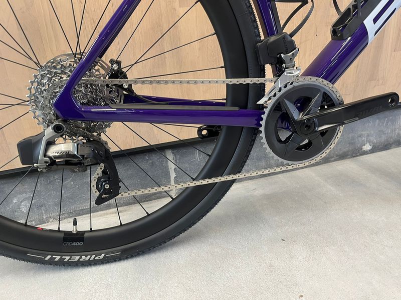 BMC Kaius 01 THREE 2024 2024 Road & Gravel d'occasion — image 4 sur 5
