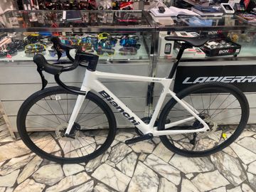 Gebrauchtes Bianchi Sprint 105 2025 2025 Road & Gravel, Weiß — Bild 2 von 3