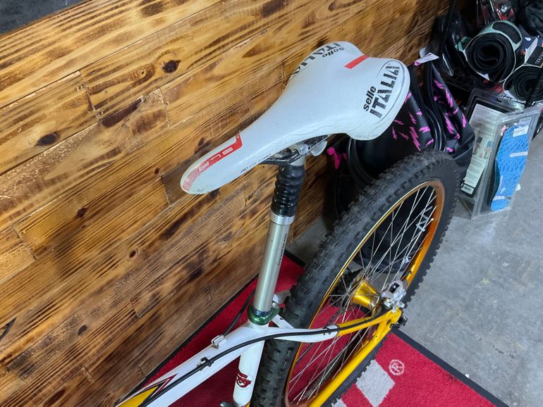Used Jamis Dragon 29 2010 2010 Mountainbike, Orange — image 9 of 9