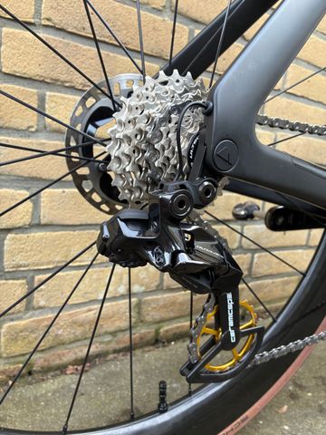 Gebrauchtes Canyon Aeroad CFR Di2 2023 2023 Road & Gravel, Schwarz — Bild 6 von 25