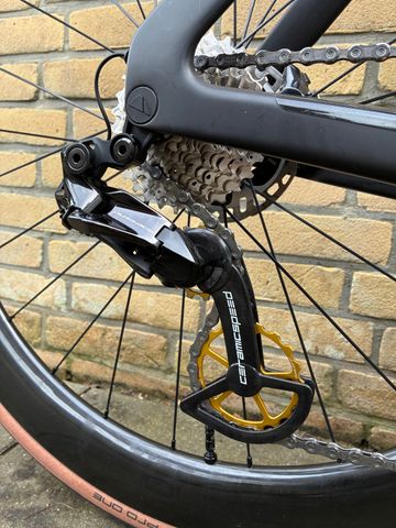 Gebrauchtes Canyon Aeroad CFR Di2 2023 2023 Road & Gravel, Schwarz — Bild 5 von 25