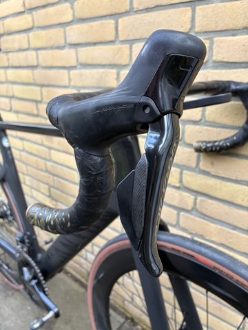 Gebrauchtes Canyon Aeroad CFR Di2 2023 2023 Road & Gravel, Schwarz — Bild 10 von 25