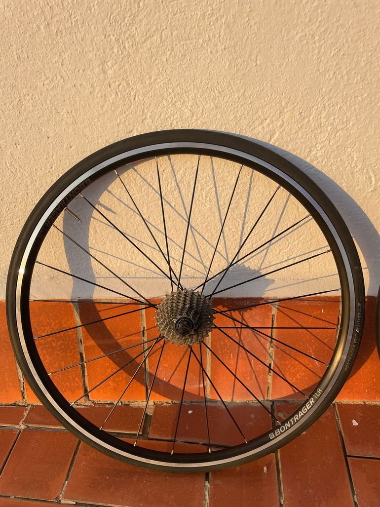 Used Trek Émonda SL 5 2017 2017 Road & Gravel — image 18 of 25
