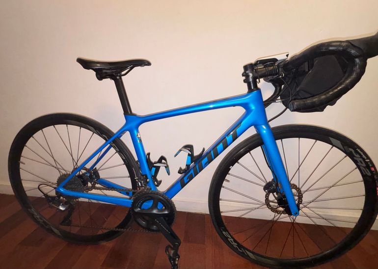 Used Giant Tcr Shimano Ultegra 2022 Road & Gravel — image 1 of 13