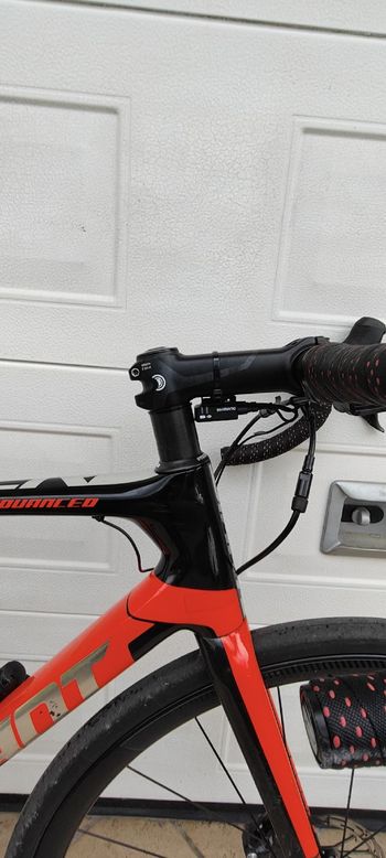 Used Giant TCR Advanced Pro 0 Disc 2018 2018 Road & Gravel, Black — image 6 of 17