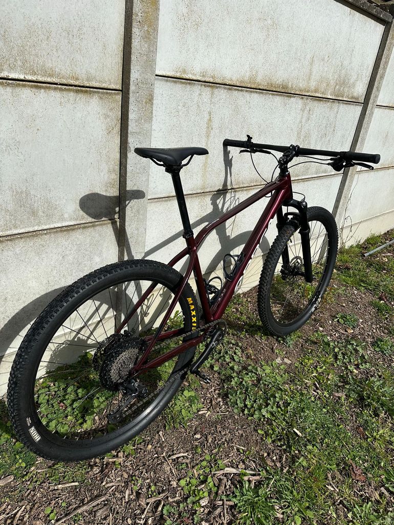 Used Orbea ALMA H30 2024 2024 Mountainbike, Rot, 29 — image 2 of 9