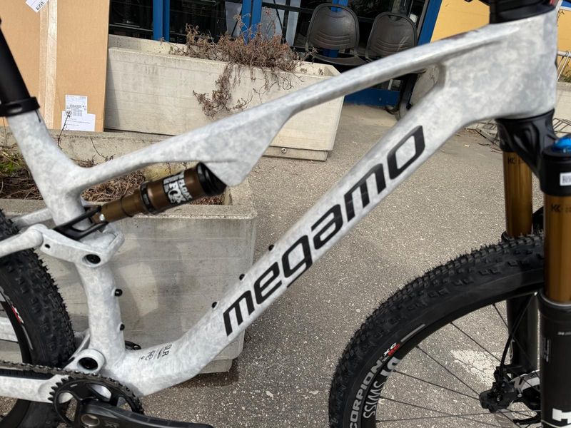 Megamo TRACK 02 2026 2026 Mountainbike d'occasion — image 2 sur 10