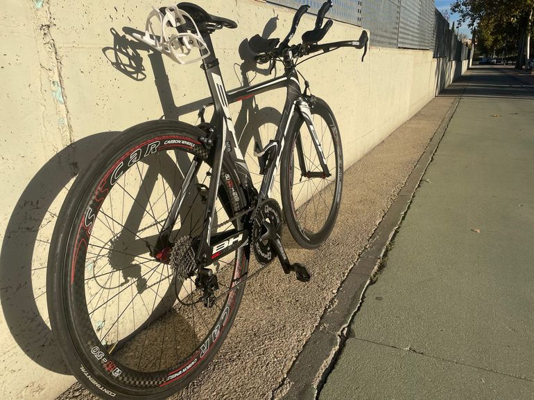 Used BH Bikes BH Bikes Custom Shimano 105 2015 Road & Gravel, Black — image 2 of 6