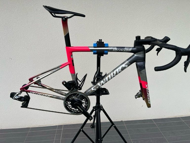 Used Specialized Tarmac SRAM Red eTap AXS 2025 Road & Gravel — image 19 of 20