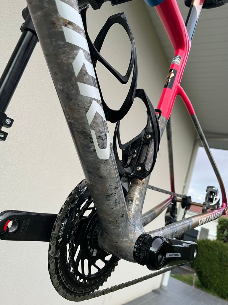 Used Specialized Tarmac SRAM Red eTap AXS 2025 Road & Gravel — image 5 of 20