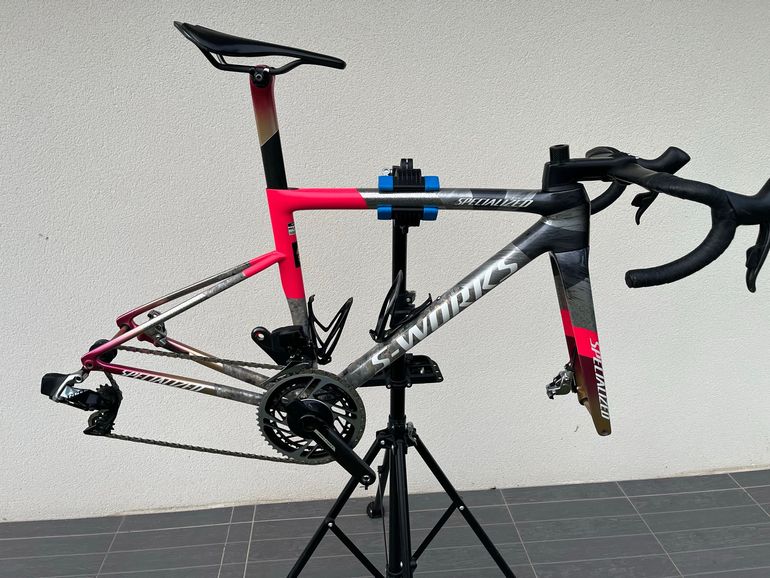 Used Specialized Tarmac SRAM Red eTap AXS 2025 Road & Gravel — image 15 of 20