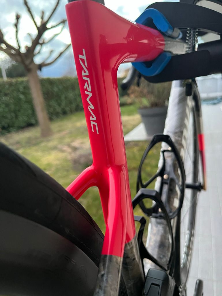 Used Specialized Tarmac SRAM Red eTap AXS 2025 Road & Gravel — image 10 of 20
