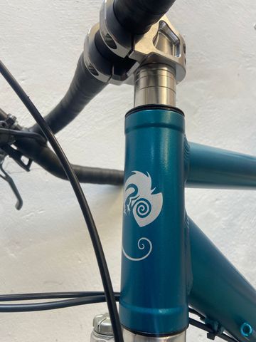 Used Giant Custom Shimano Deore 2026 Road & Gravel, Blue — image 17 of 30