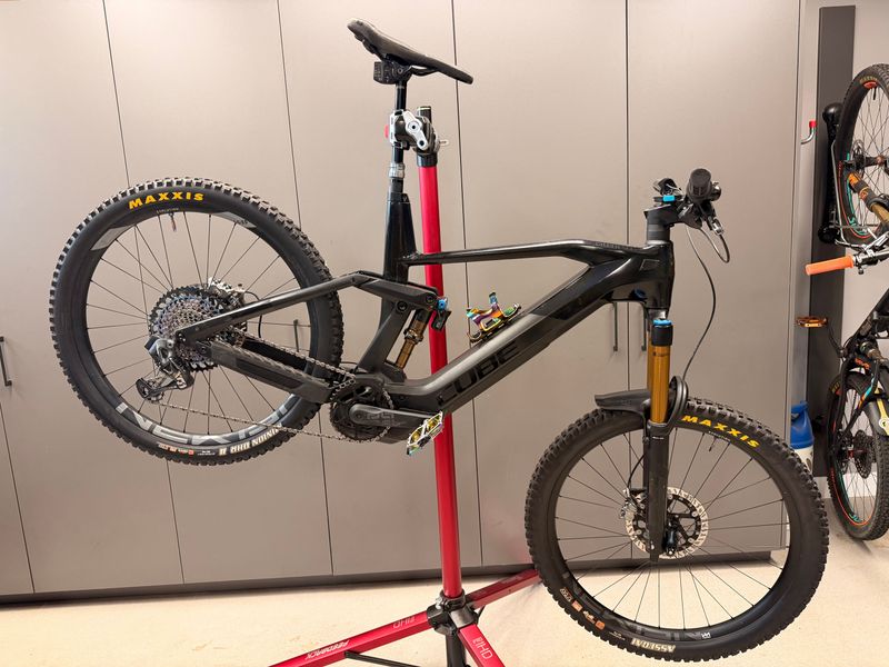Used Cube Stereo Hybrid 160 C:62 SLT 2021 MTB