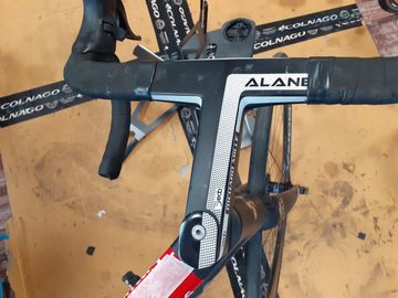 Gebrauchtes Colnago V3-RS UAE Disc 2022 Road & Gravel, Schwarz — Bild 4 von 6