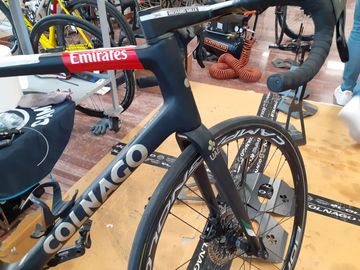 Gebrauchtes Colnago V3-RS UAE Disc 2022 Road & Gravel, Schwarz — Bild 5 von 6