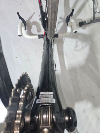 Used Specialized Tarmac Shimano 105 2014 Road & Gravel, Red — image 12 of 12