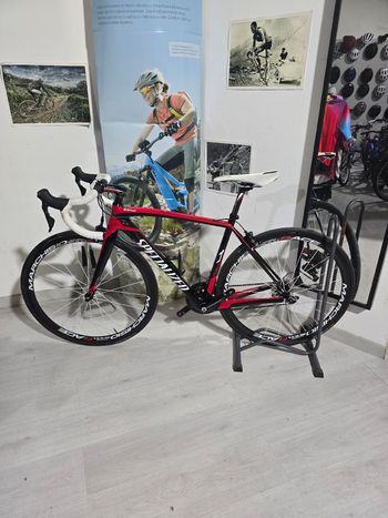 Used Specialized Tarmac Shimano 105 2014 Road & Gravel, Red — image 2 of 12