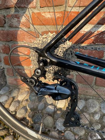 Used Giant TCR Advanced SL 2-KOM 2018 2018 Road & Gravel — image 4 of 14