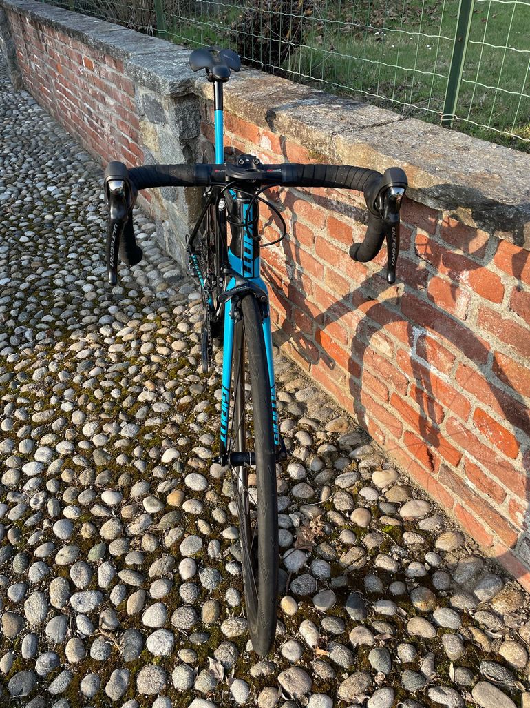 Used Giant TCR Advanced SL 2-KOM 2018 2018 Road & Gravel — image 13 of 14