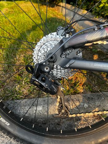 Gebrauchtes Mongoose Apprentice 2010 Mountainbike, Hellgrau — Bild 5 von 7