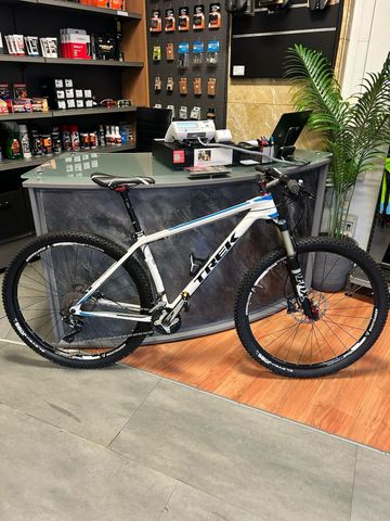 Trek Superfly 9.7 2017 2017 MTB usato