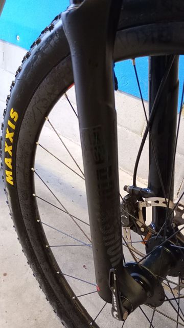 Used Trek Procaliber 9.8 SL 2018 2018 Mountainbike, Light Gray, 27.5, 29 — image 3 of 14