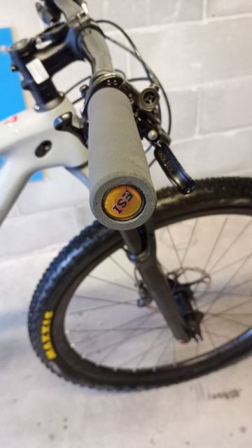Used Trek Procaliber 9.8 SL 2018 2018 Mountainbike, Light Gray, 27.5, 29 — image 13 of 14