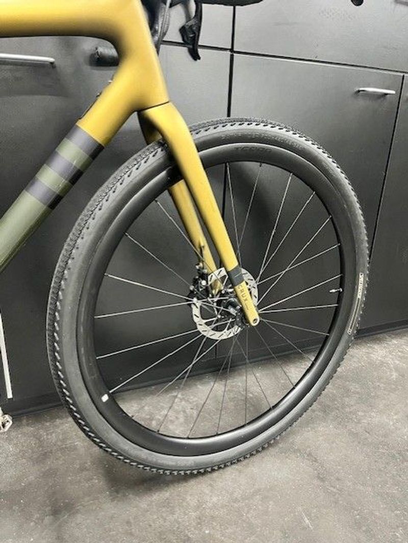 Używany Specialized Crux Expert 2024 2024 Road & Gravel — zdjęcie 8 z 9