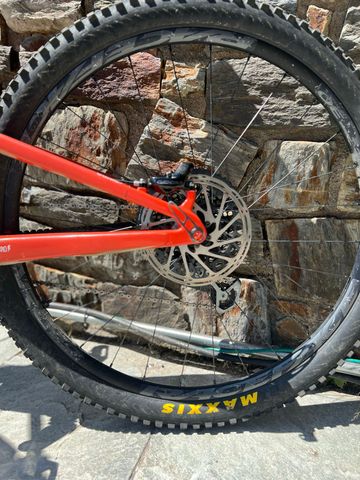 Použité Santa Cruz Hightower SRAM X01 Eagle 2022 Mountainbike — obrázek 3 z 9