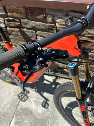 Použité Santa Cruz Hightower SRAM X01 Eagle 2022 Mountainbike — obrázek 5 z 9