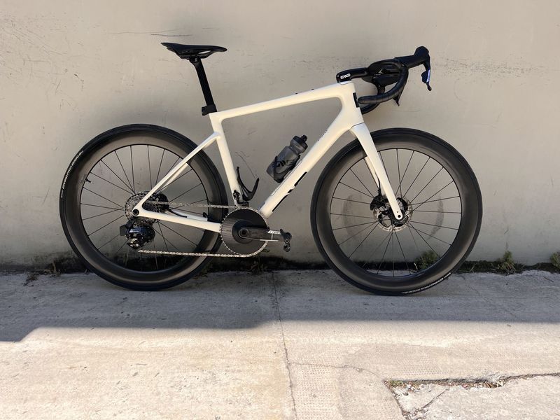 Used Enve Bikes Custom SRAM Force eTap AXS 2025 Road & Gravel, White — image 6 of 8