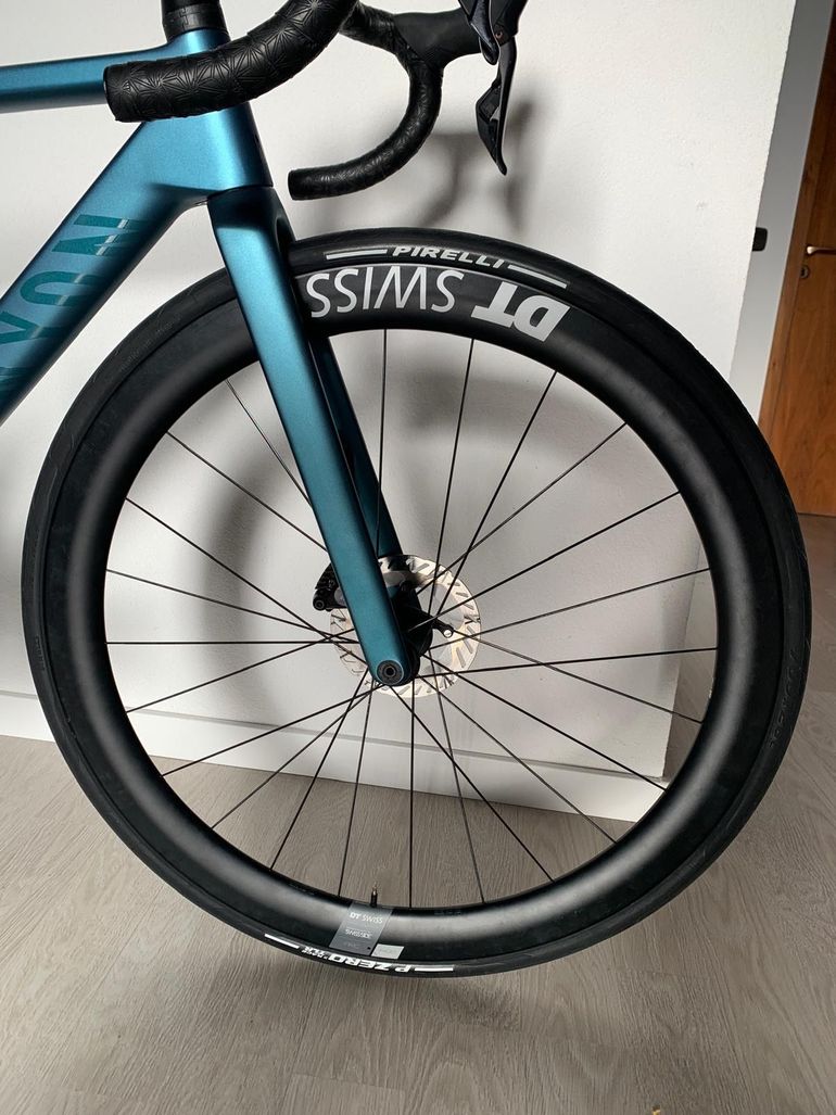 Used Canyon Canyon Ultimate CF SLX 8 Di2 2024 Road & Gravel, Blue — image 14 of 22