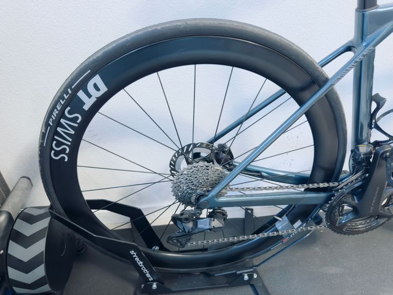 Used Canyon Canyon Ultimate CF SLX 8 Di2 2024 Road & Gravel, Blue — image 5 of 22