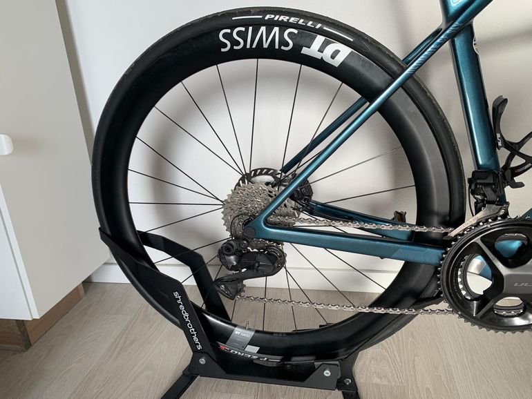 Used Canyon Canyon Ultimate CF SLX 8 Di2 2024 Road & Gravel, Blue — image 13 of 22