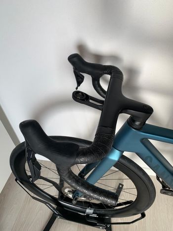 Used Canyon Canyon Ultimate CF SLX 8 Di2 2024 Road & Gravel, Blue — image 20 of 22